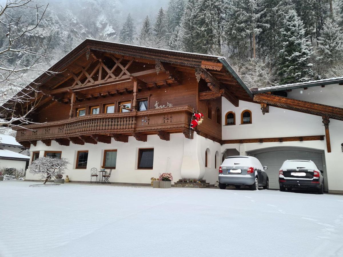 Apartment Am Ziller Schwendau Exteriér fotografie